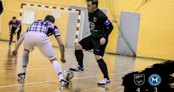 Telpu futbola Virslīga: Valmierieši debitē ar uzvaru