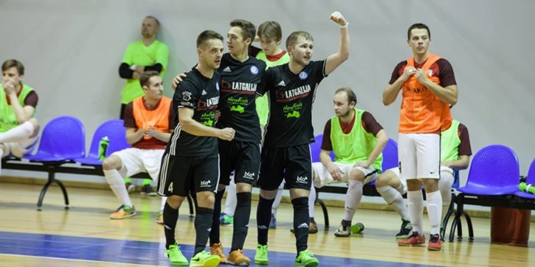 Telpu futbola Virslīga: Brāļu Babru duelī TFK Rēzekne izrauj uzvaru pār FC Petrow