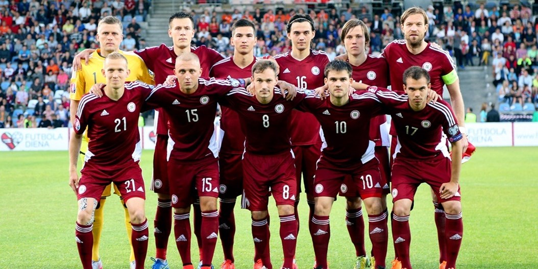 Latvijas futbola izlase piekāpjas Nīderlandes valstsvienībai