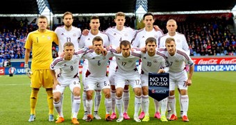 Latvijas izlase atspēlē divus vārtus un cīnās neizšķirti ar Islandi
