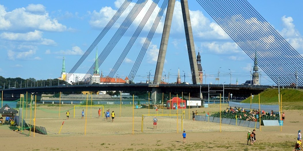 Noslēdzies Rīgas pludmales futbola čempionāta pirmais aplis