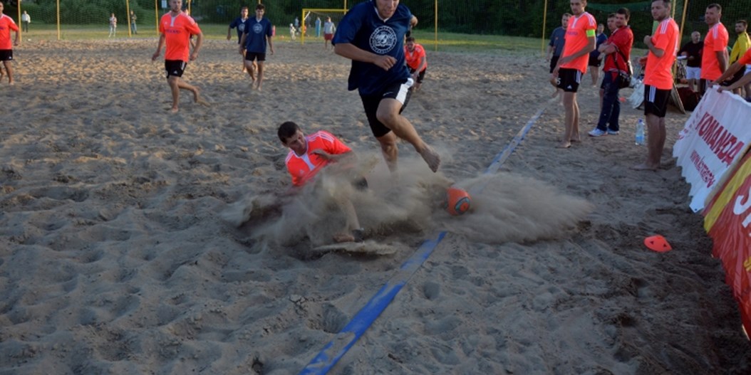"Kreiss" atgūst vadību Rīgas pludmales futbola čempionātā
