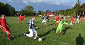 Rīgas futbola čempionātā "Rīnūži/BEITAR" un FC "Caramba Riga" cīnās neizšķirti