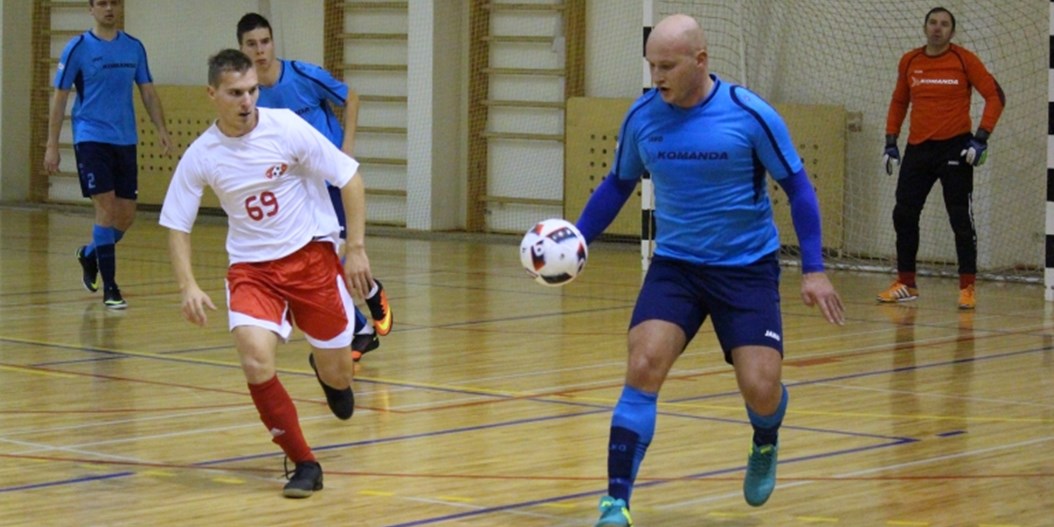 "JakoSport&Graanul Pellets" turpina panākumu sēriju Rīgas telpu futbola čempionātā