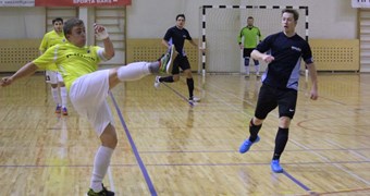 Rīgas telpu futbola čempionāts: Aktualitātes Elites un Alternatīvajā līgā