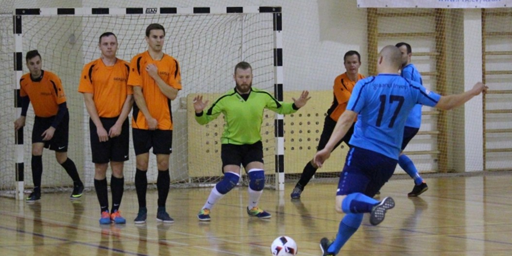 Rīgas telpu futbola čempionātā "JakoSport&Graanul Pellets" izcīna otro uzvaru un pārņem vienvadību