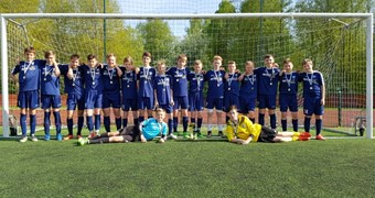 Šitika Futbola skolas komandai uzvara turnīrā Somijā