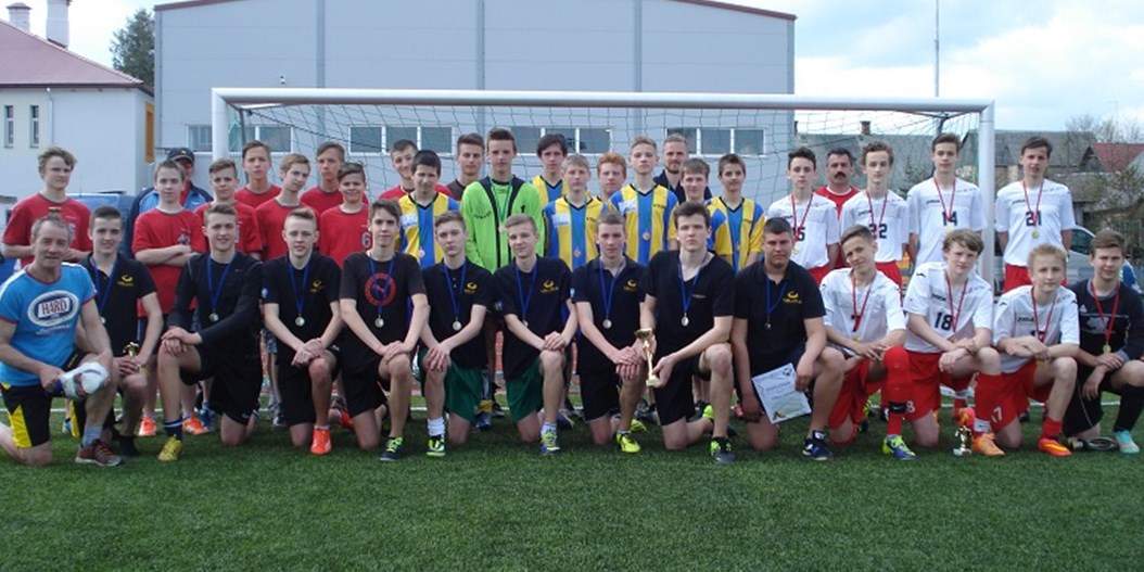 Noskaidroti Latvijas skolu futbola čempionāta finālsacensību dalībnieki no Ziemeļaustrumu reģiona