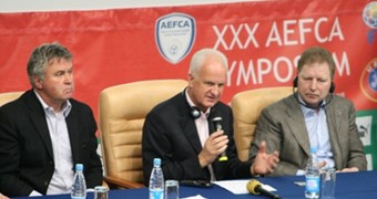 Starkovs un Kļosovs 30.treneru Simpozijā Minskā
