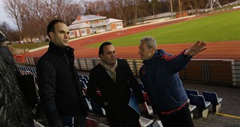 UEFA un LFF inspektē Daugavas stadionu Liepājā