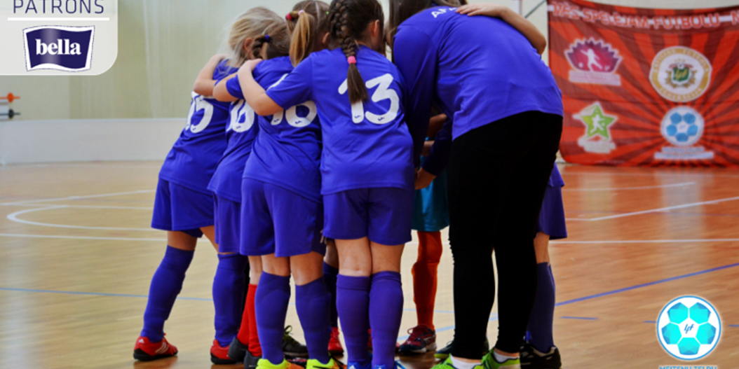 Vēl 13 komandas uzsāks Latvijas meiteņu telpu futbola čempionāta sezonu