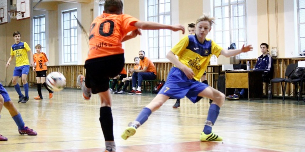 Sāksies 2004.-2008. dzimšanas gada zēnu Rīgas kausa sacensības futbolā telpās