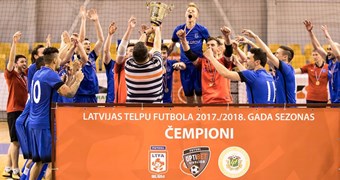 FK Nikars 11. reizi kļūst par Latvijas čempioniem