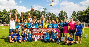 Rīgas Futbola skola sesto reizi pēc kārtas kļūst par Latvijas čempioni