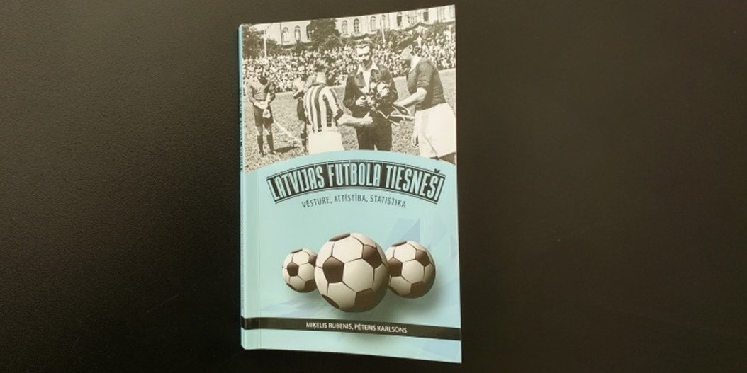 Iznākusi grāmata par Latvijas futbola tiesnešiem