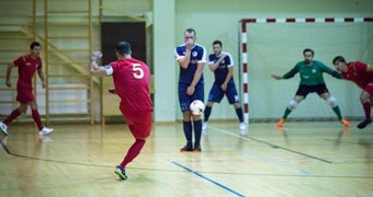 Iezīmējas grupu līderes Rīgas telpu futbola čempionātā