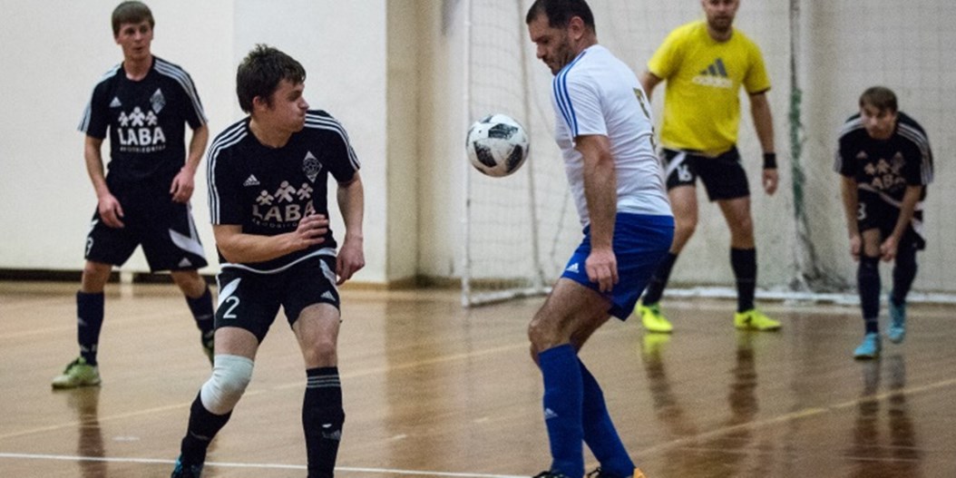 DSV saglabā vadību Rīgas telpu futbola čempionāta spēcīgākajā grupā