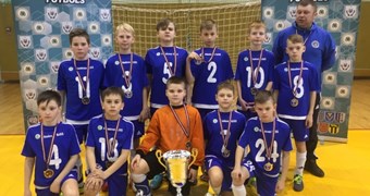 Noslēgušies Latvijas finālturnīri futbolā telpās zēniem