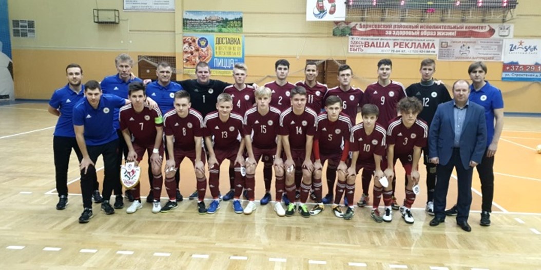U-19 telpu futbolisti nometni Baltkrievijā noslēdz ar zaudējumu