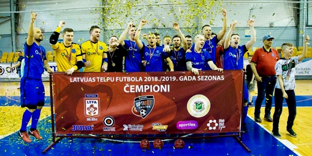 FK Nikars saglabā vietu telpu futbola čempionu tronī