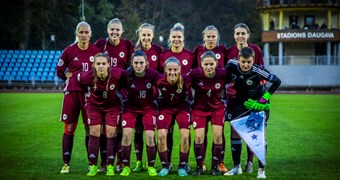 Dāmas nenosargā vadību pret Slovākiju
