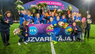 Rīgas Futbola skola izcīna Latvijas kausu