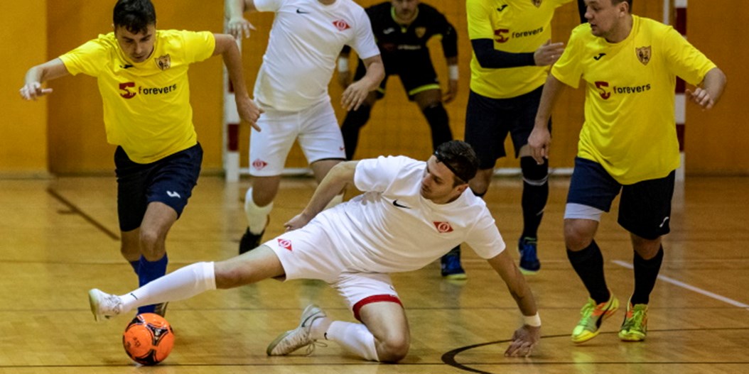 DSV Latvia piektā uzvara pēc kārtas Rīgas telpu futbola čempionātā