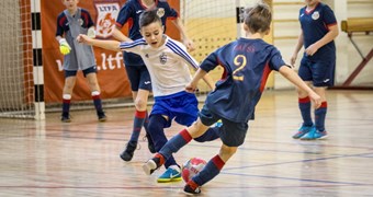 Rīgas kausā futbolā telpās piedalīsies 29 zēnu komandas