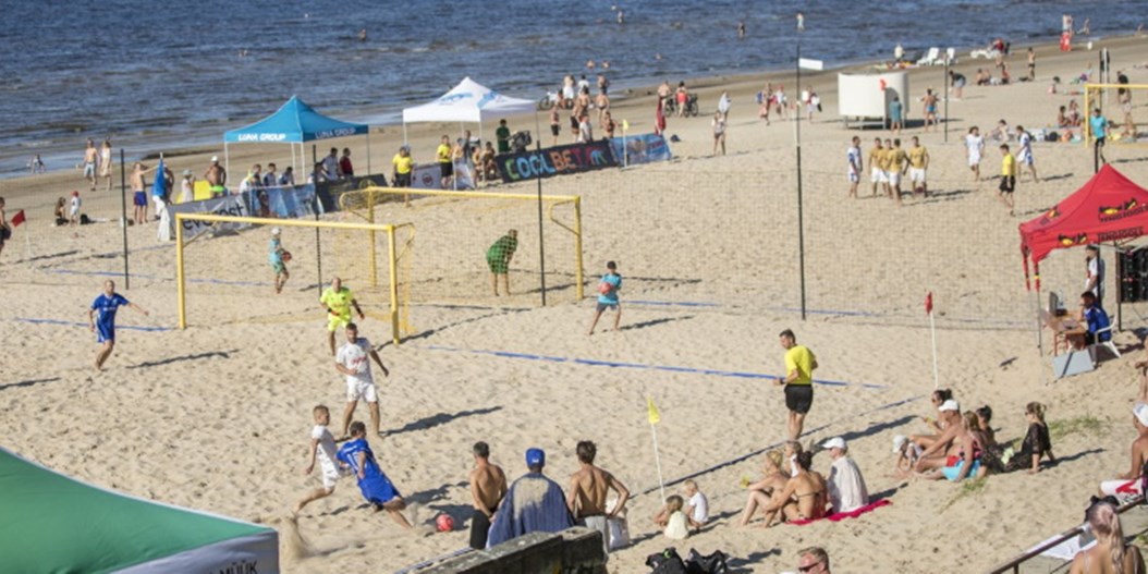 Latvijas-Igaunijas pludmales futbola līgā notiks piektā un sestā posma spēles