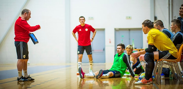Foto: Latvijas telpu futbola izlase gatavojas mačiem ar Slovēniju un Šveici