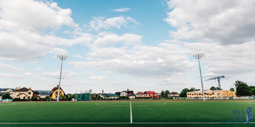 Atklāts rekonstruētais Salaspils stadions