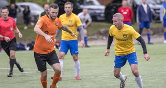 FK "02" pārliecinoši sāk Rīgas minifutbola čempionātu