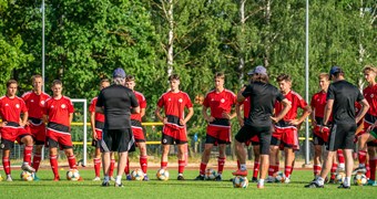 Latvijas U-17 izlase pulcējas uz treniņnometni