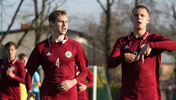 Latvijas U-17 izlase pārspēj lietuviešus