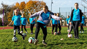 Ar starptautisku ekspertu dalību pirmoreiz notiks Latvijas sieviešu futbolam veltīta konference