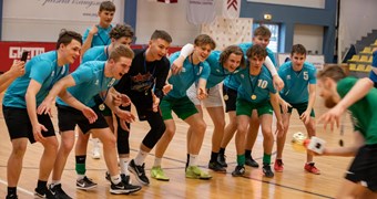 Noskaidroti Latvijas skolu telpu futbola kausa fināla dalībnieki