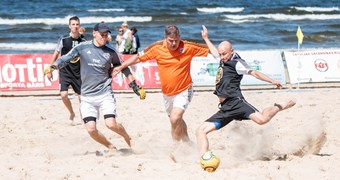 Klāt Jūrmalas pludmales futbola kausa izšķirošie notikumi