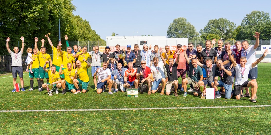 Aizvadīts Baltijas līmeņa turnīrs veterānu futbolā