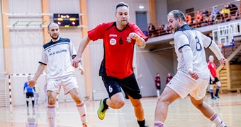 Sākas pieteikšanās Latvijas veterānu čempionātam telpu futbolā