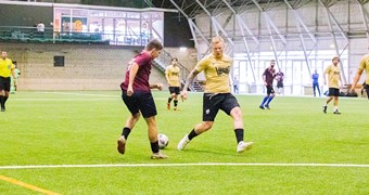 "Strong" minifutbola kausa izcīņā triumfē viesi no Lietuvas