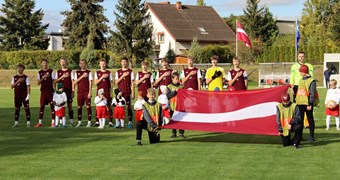 UEFA Attīstības turnīrā jauniešiem viena uzvara trīs spēlēs