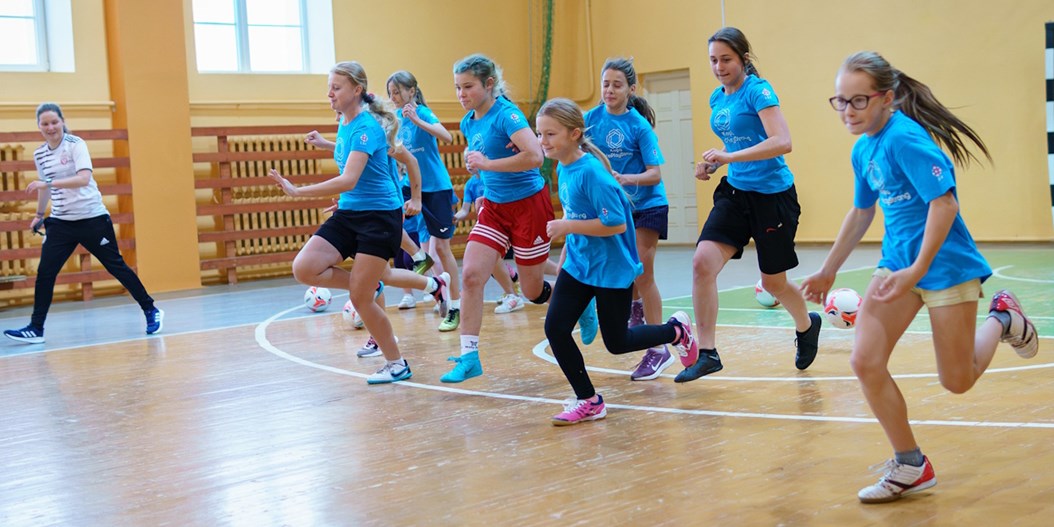 Gada izskaņā trīs sieviešu futbola attīstības braucieni