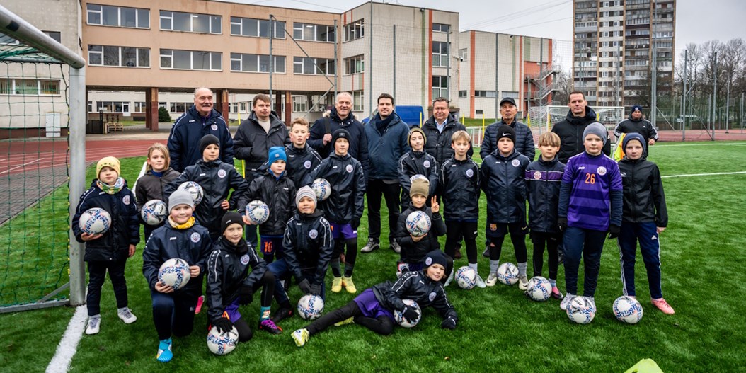 Gada izskaņā jauns laukums atklāts jau trešajā Rīgas apkaimē