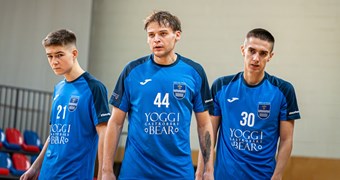 Noskaidroti telpu futbola virslīgas ceturtdaļfināla pāri