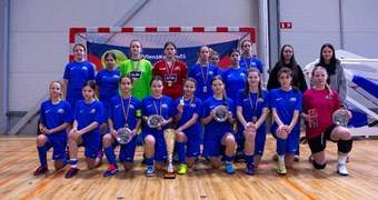 Meiteņu telpu futbola čempionāta U-14 tituls Rīgas Futbola skolai