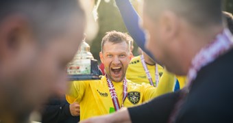 FK 02 dominē veterānu čempionātā