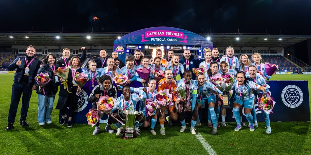 "Riga FC Women" čempionu titulam pievieno arī Latvijas kausu