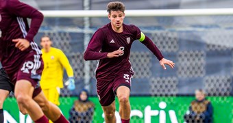 Belfāstas dubļos visu izšķir veiksmīgs soda sitiens