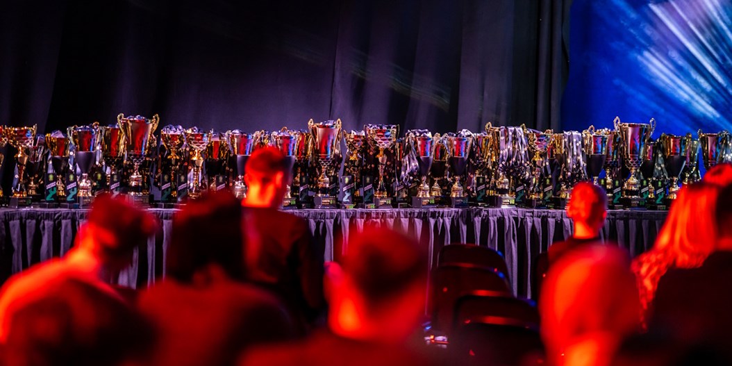 Jaunatnes čempionāta sezonu noslēdz ar balvu pasniegšanu