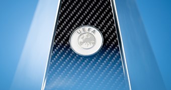 Mēnesi pirms EURO 2026 Rīgā būs aplūkojama galvenā trofeja